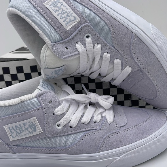 Vans Men’s Skate Half Cab
Light Blue/White
VN0A5KYABGX Sneakers - Picture 14 of 16